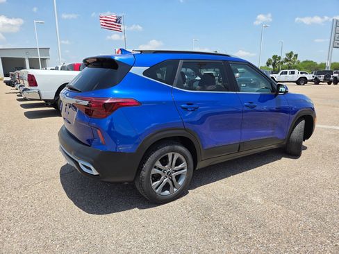 Used 2022 Kia Seltos S FWD image 7