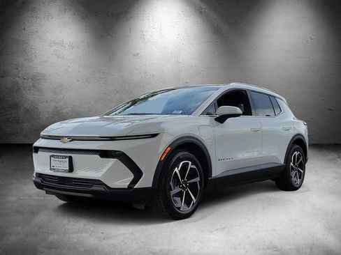 New 2026 Chevrolet Equinox EV LT FWD image 5