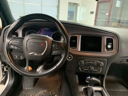 Used 2023 Dodge Charger SXT RWD image 8