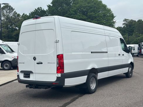New 2025 Mercedes-Benz Sprinter 3500 image 10