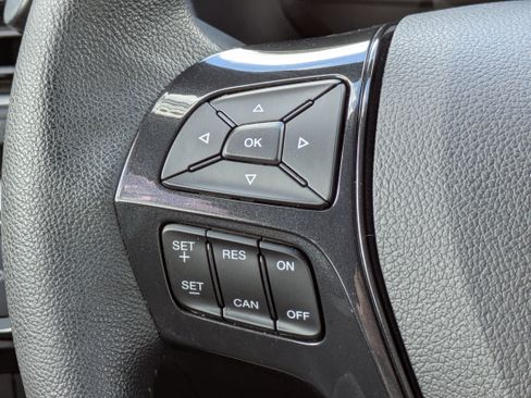 Used 2018 Ford Explorer XLT w/ Equipment Group 202A image 26