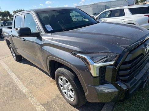 Used 2025 Toyota Tundra SR AWD/4WD image 6
