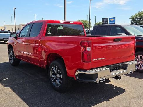 New 2026 Chevrolet Silverado 1500 LT w/ Z71 Off-Road Package AWD/4WD image 2