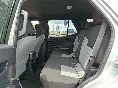 Used 2025 Toyota 4Runner TRD Off-Road AWD/4WD image 10