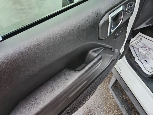 Used 2022 Jeep Gladiator Sport image 12