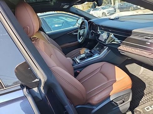 Used 2023 Audi Q8 Premium Plus w/ Premium Plus Package image 11