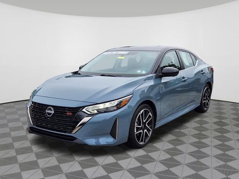 Certified 2025 Nissan Sentra SR w/ SR Premium Package FWD image 2