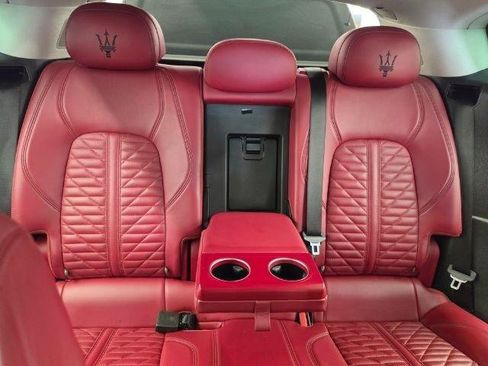 Used 2019 Maserati Levante S GranSport AWD/4WD image 13