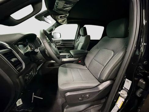 New 2026 RAM 1500 4x4 Crew Cab image 20