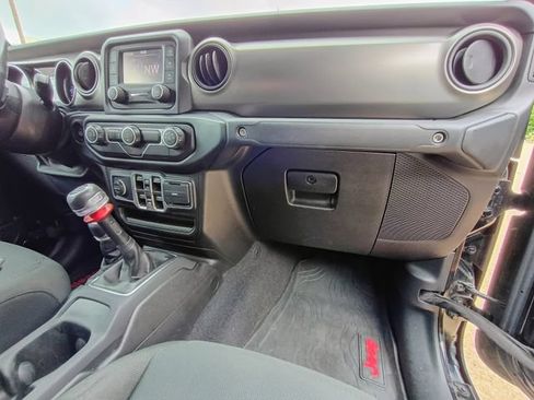 Used 2020 Jeep Gladiator Sport w/ Quick Order Package 23S AWD/4WD image 45