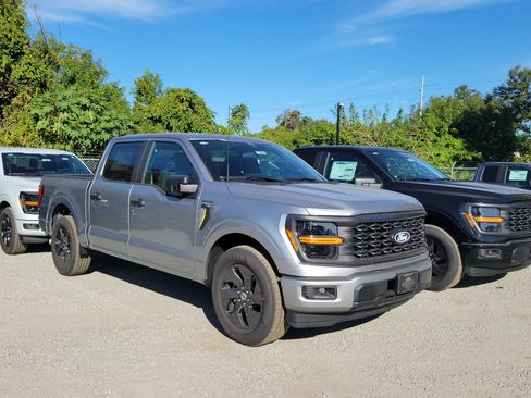 New 2025 Ford F150 STX w/ Equipment Group 200A RWD image 2