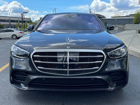 Used 2022 Mercedes-Benz S 500 4MATIC image 2