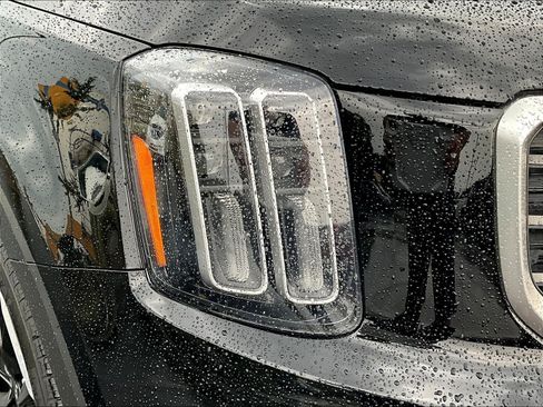 Used 2023 Kia Telluride S w/ S Sunroof Package FWD image 31