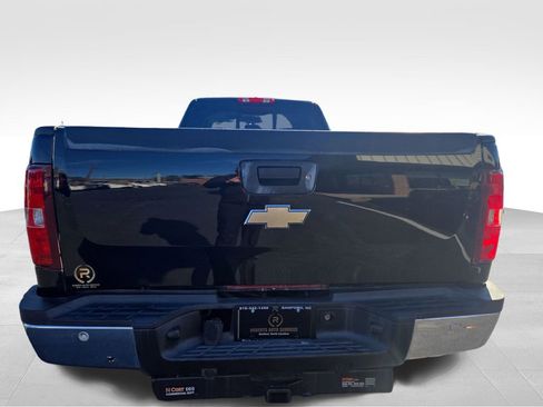 Used 2008 Chevrolet Silverado 3500 LTZ w/ Sun And Navigation Package image 4