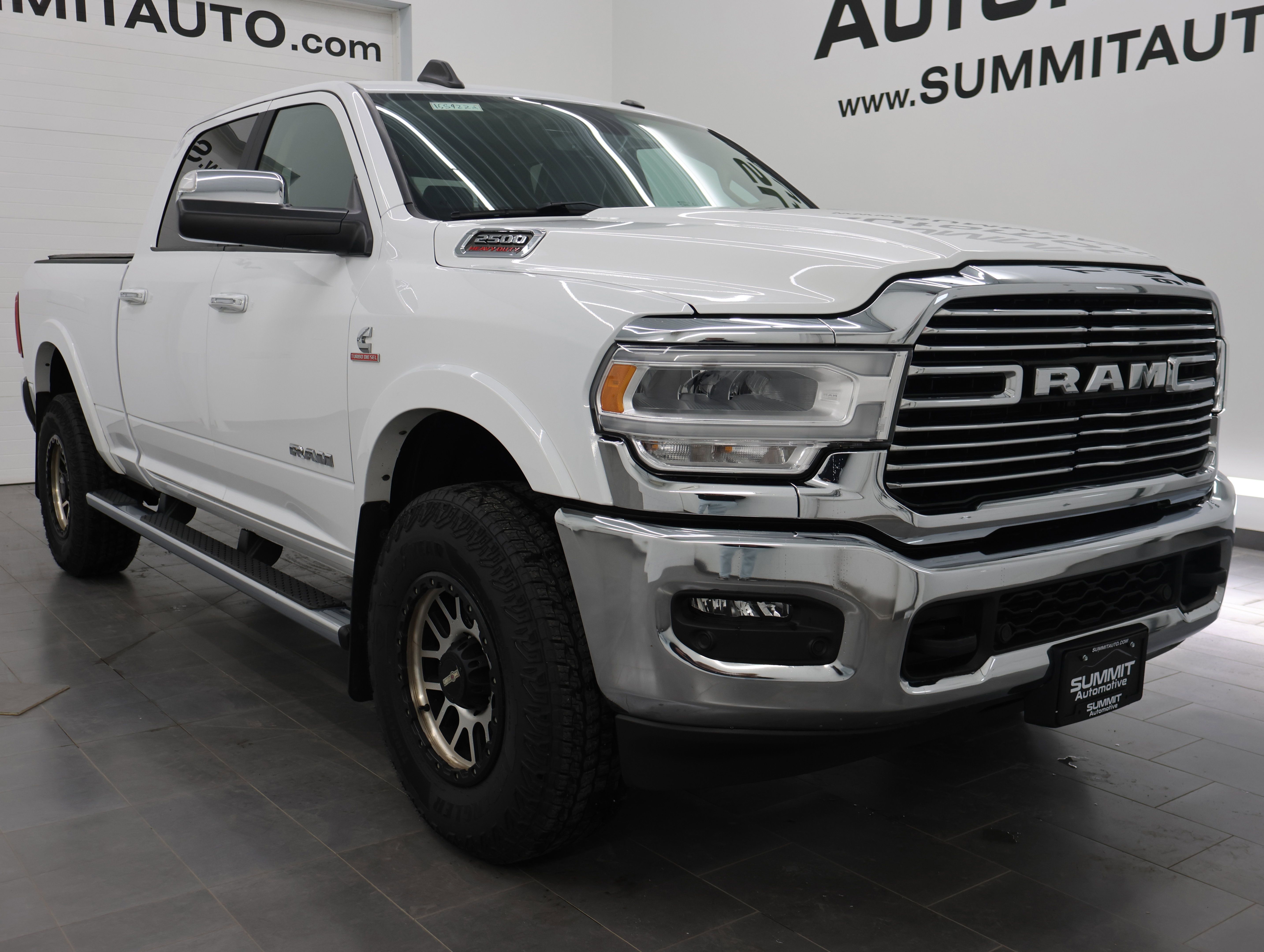 Used 2021 RAM 2500 Laramie AWD/4WD image 2