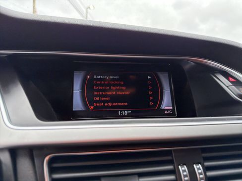 Used 2013 Audi S4 Premium Plus image 31