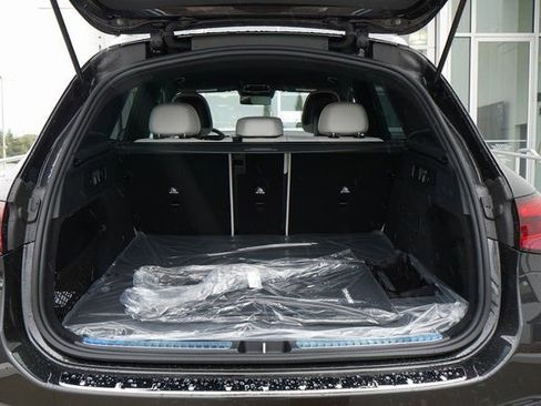 New 2026 Mercedes-Benz GLC 300 image 8