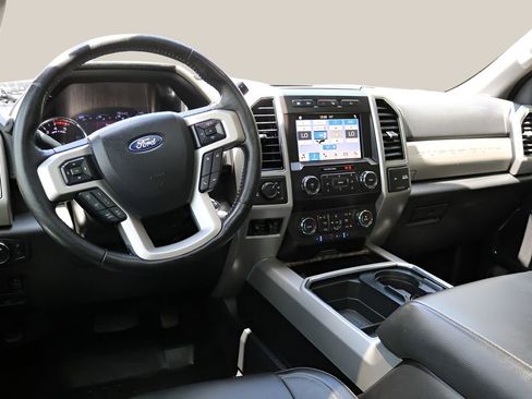 Used 2019 Ford F350 Lariat w/ Lariat Ultimate Package AWD/4WD image 17