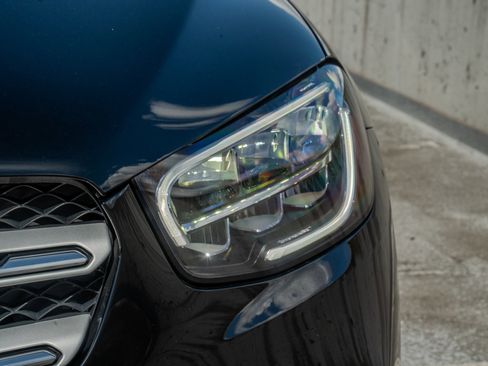 Used 2022 Mercedes-Benz GLC 300 4MATIC image 8