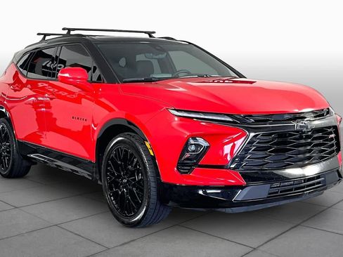 Certified 2023 Chevrolet Blazer RS w/ Driver Confidence II Package AWD/4WD image 3
