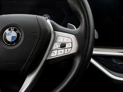 Used 2024 BMW X7 xDrive40i w/ Premium Package AWD/4WD image 15
