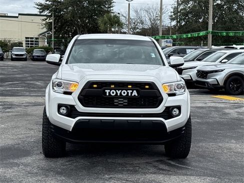 Used 2022 Toyota Tacoma SR5 image 3