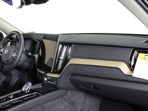 New 2026 Volvo XC60 T8 Ultra w/ Protection Package Premier AWD/4WD image 9