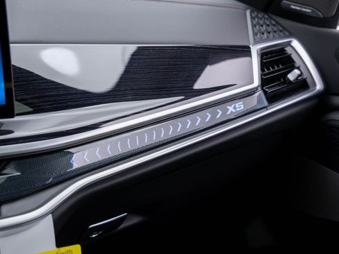 New 2026 BMW X5 xDrive50e w/ Executive Package image 31