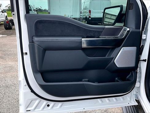 New 2025 Ford F150 Platinum w/ Equipment Group 702A High image 13