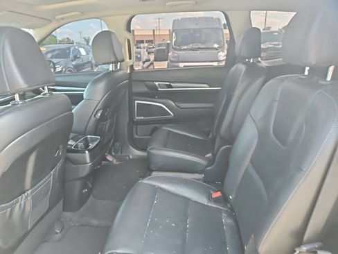 Used 2021 Kia Telluride S AWD/4WD image 15