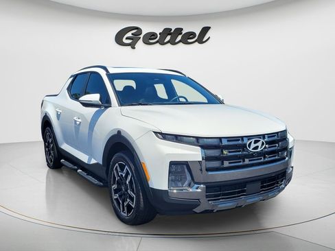 Used 2025 Hyundai Santa Cruz Limited AWD/4WD image 3
