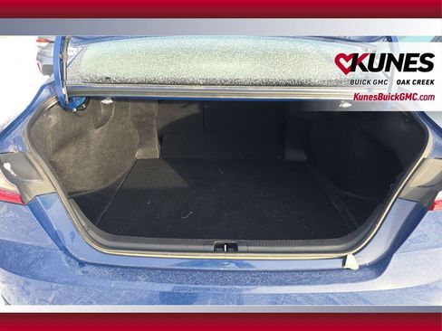 Used 2025 Toyota Camry SE image 22