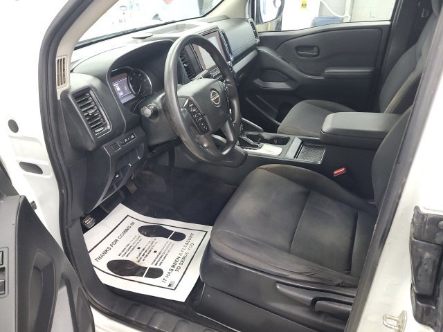 Used 2023 Nissan Frontier S AWD/4WD image 5