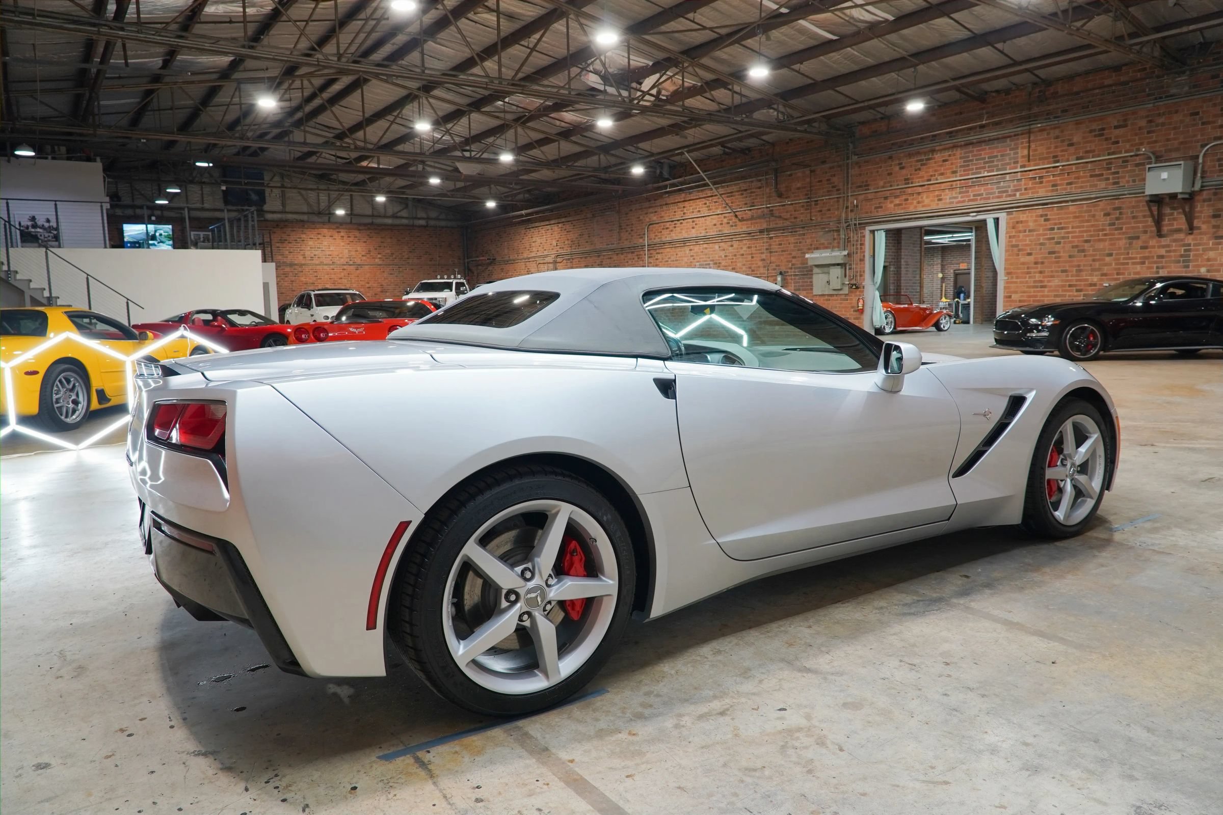 Used 2014 Chevrolet Corvette Stingray Convertible w/ 3LT Preferred Equipment Group RWD image 15