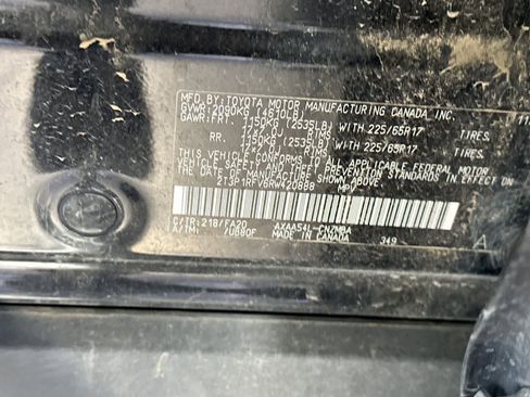 Used 2024 Toyota RAV4 XLE image 29