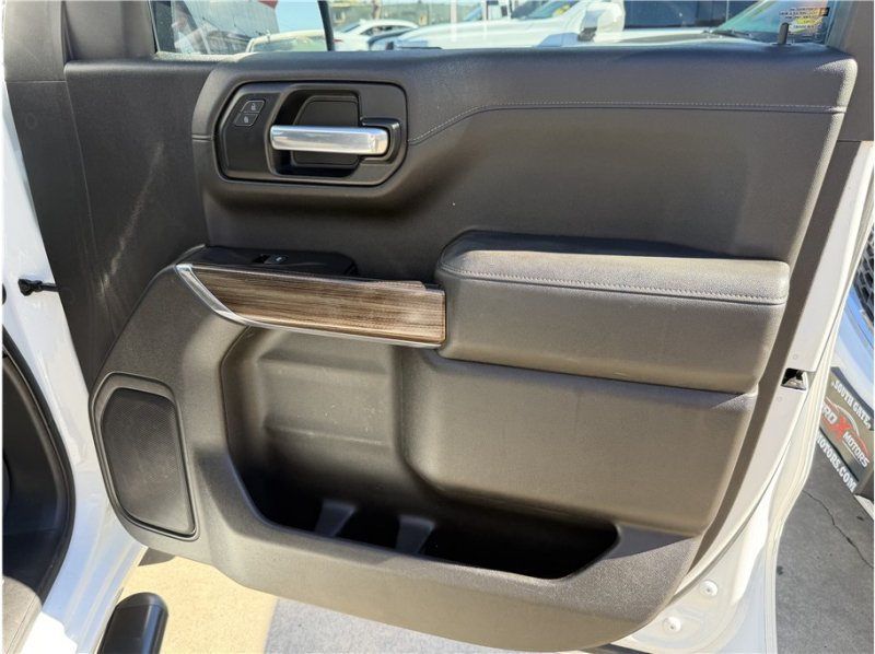 Used 2020 Chevrolet Silverado 1500 LT w/ All-Star Edition AWD/4WD image 29