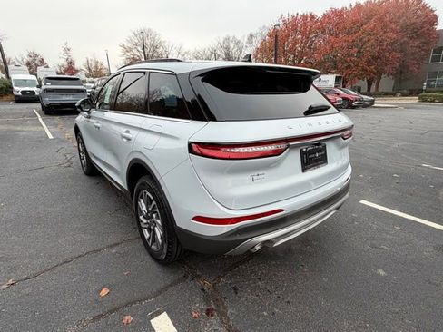 New 2026 Lincoln Corsair Premiere image 5