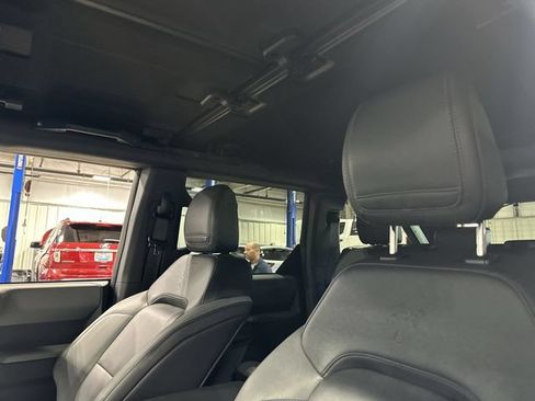 Certified 2023 Ford Bronco Black Diamond w/ Sasquatch Package AWD/4WD image 20