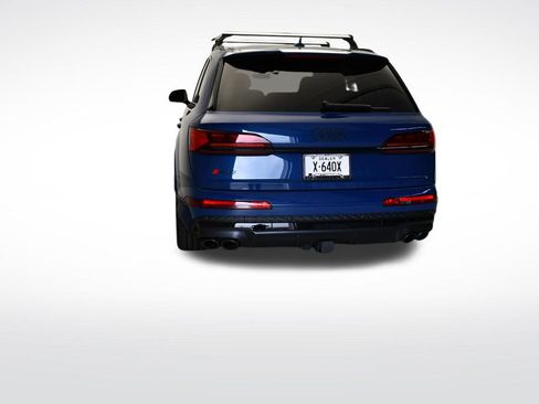 Certified 2025 Audi SQ7 Prestige AWD/4WD image 5