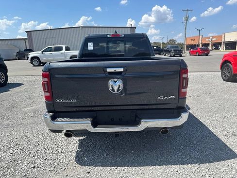 Used 2019 RAM 1500 Laramie AWD/4WD image 5