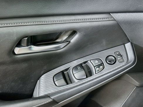 Used 2023 Nissan Sentra SV FWD image 15