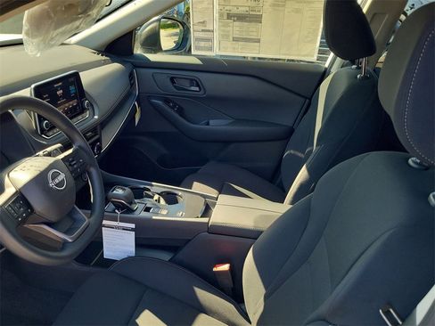 New 2026 Nissan Rogue S image 10