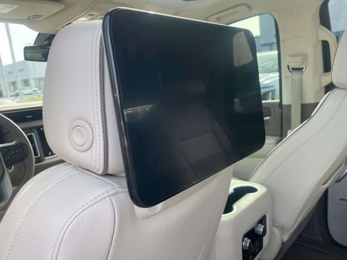Certified 2021 GMC Yukon Denali w/ LPO, Illumination Package RWD image 16