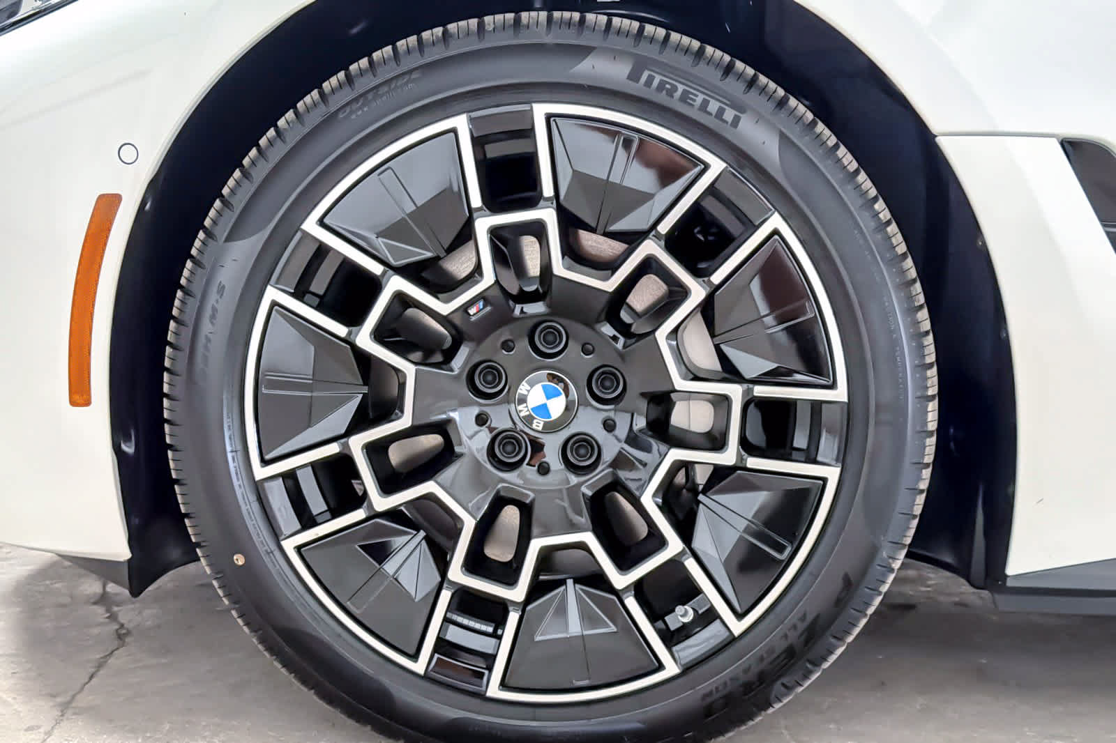 New 2026 BMW i4 xDrive40i w/ M Sport Package AWD/4WD image 24