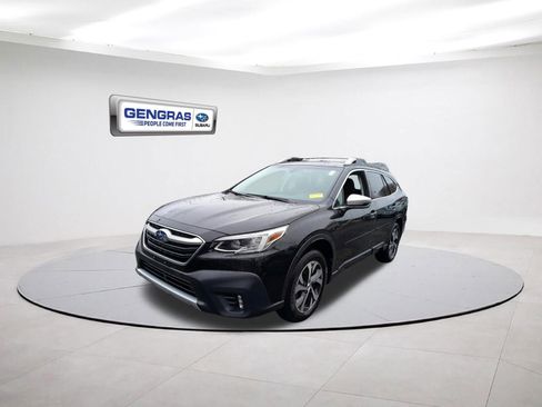 Used 2020 Subaru Outback Touring image 3