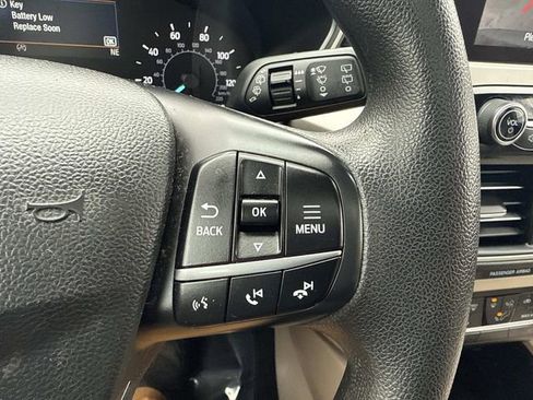 Used 2020 Ford Escape SE image 33