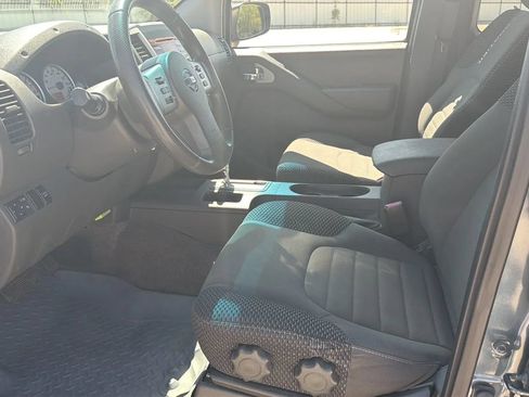 Used 2013 Nissan Frontier Desert Runner RWD image 13