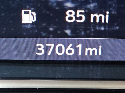 Used 2023 Chevrolet Blazer LT w/ Driver Confidence Package image 18