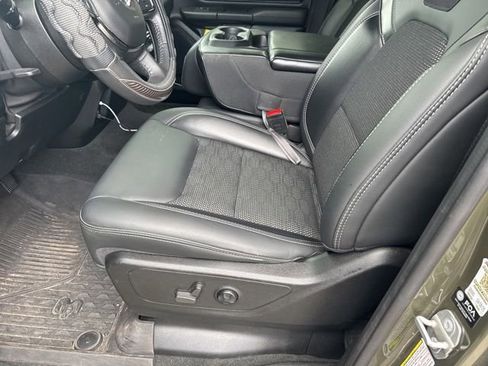 Used 2021 RAM 1500 Big Horn w/ Built-to-serve Edition AWD/4WD image 16