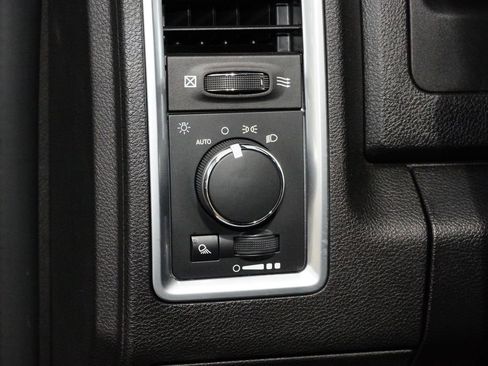 Used 2024 RAM 1500 Classic Warlock w/ Electronics Group image 25